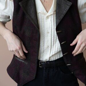 VTG Grizzly Outfitters